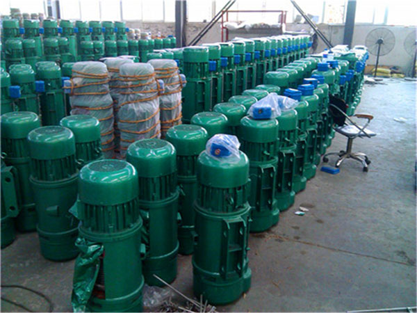 電動葫蘆運(yùn)行時需要注意的事項